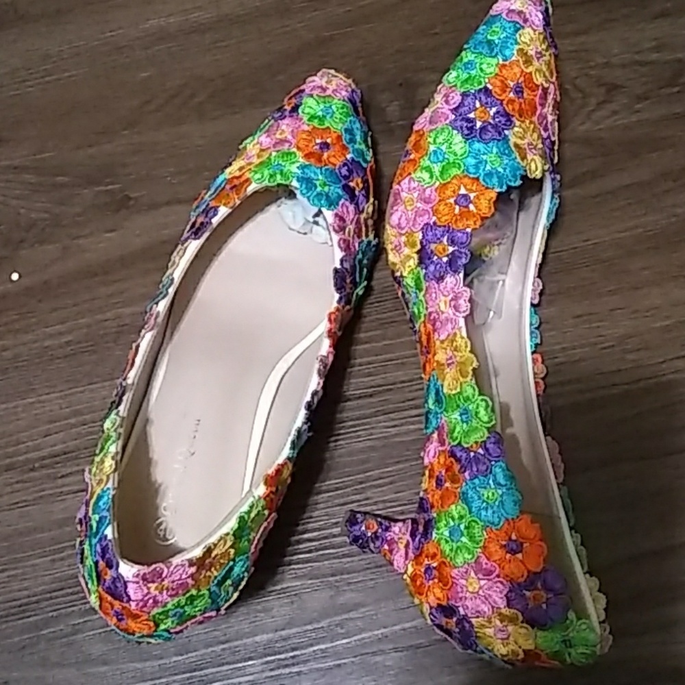 Women pumps